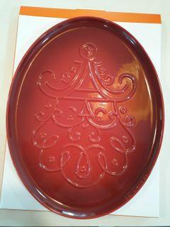 Le Creuset Santa Oval Platter