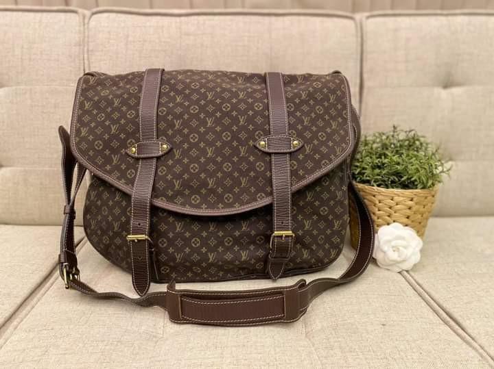 LV Saumur 43 in Mini Lin Monogram Canvas Leather (Category: Luxury Bags & Wallets) located in Manila. Submitted by bagislifeshop (Listing ID 1099138455, Image 2). Description: Best Buy!!! 🌟🌟🌟 On Hand in PH🇵🇭 100% Authentic LV Saumur 43 in Mini Lin Monogram Canvas Leather Condition: 8.5/10 Comes with Standard Dustbag.