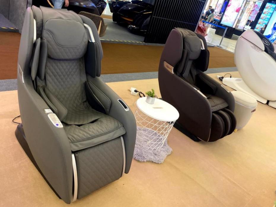 Itsu massage deals chair