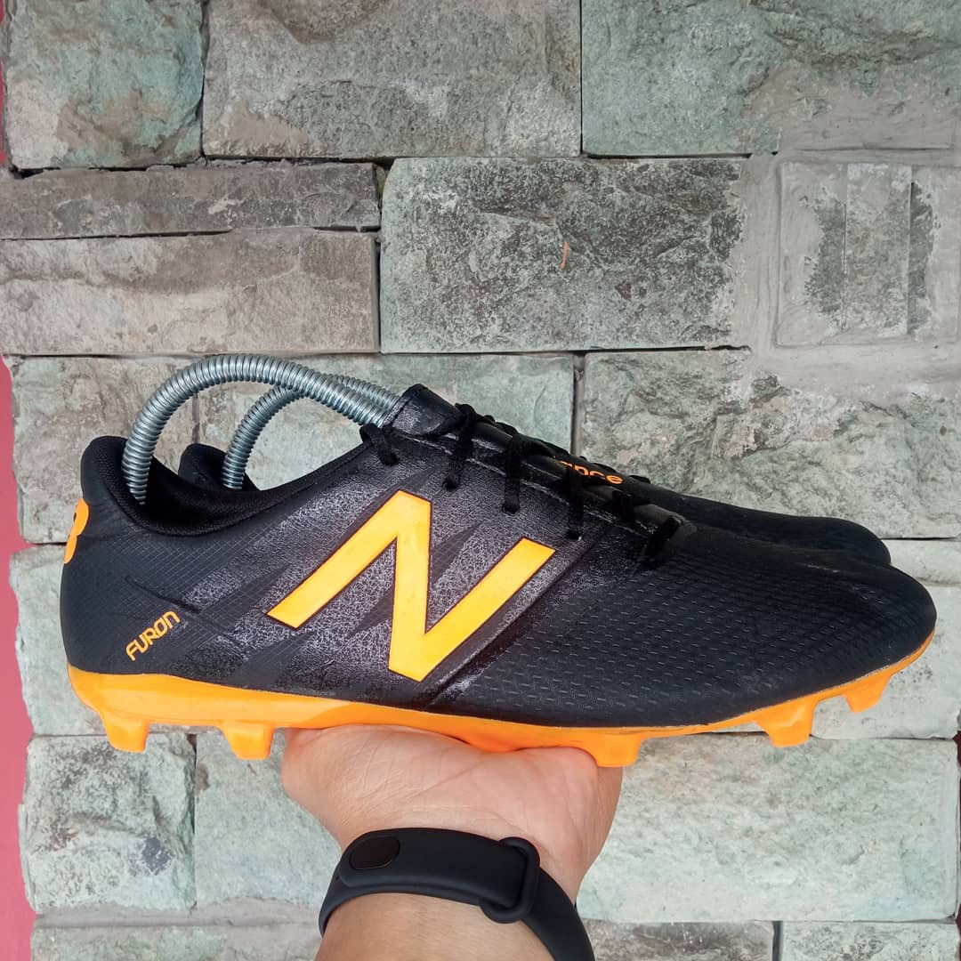 New balance furon pro fg black