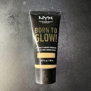 NYX Born to Glow Foundation
