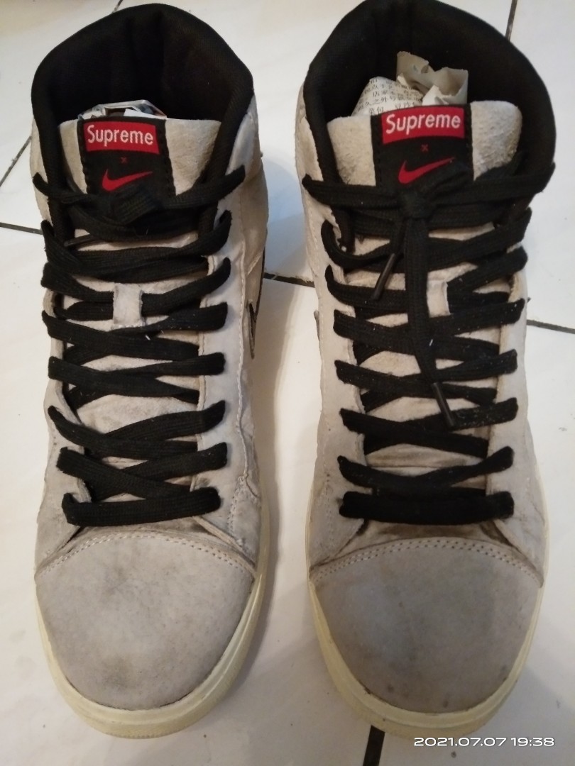 Original Supreme X Nike Air Jordan Sky high OG