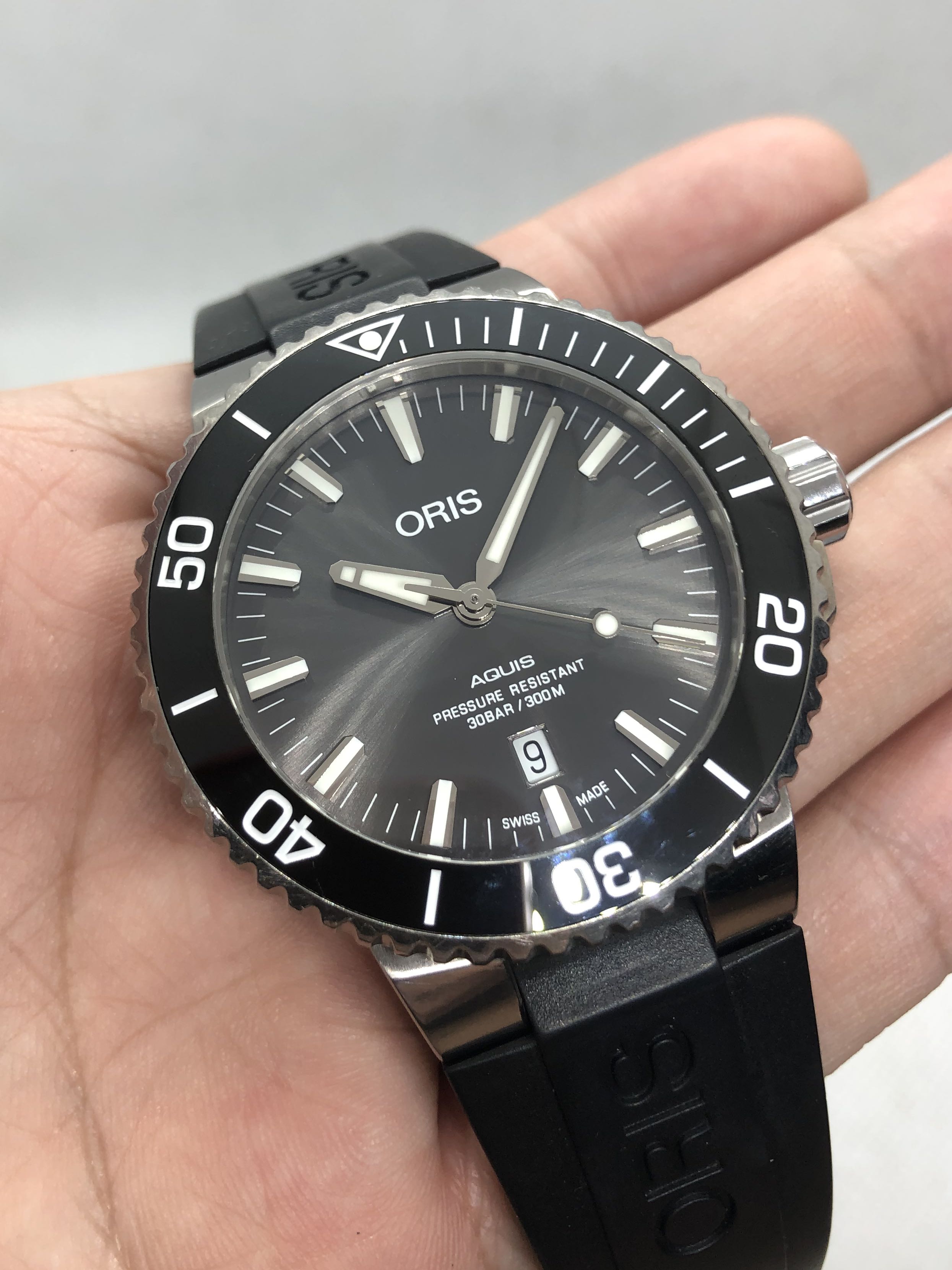 Aquis titanium shop