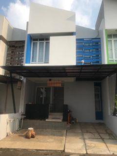 Rumah 2lantai 4 kamar tidur di Ciputat