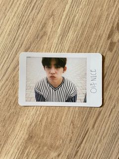 （分類：）位於 。 由 kpopclearance2021 提交（商品編號 1099218502，圖片 1）。簡介： 。