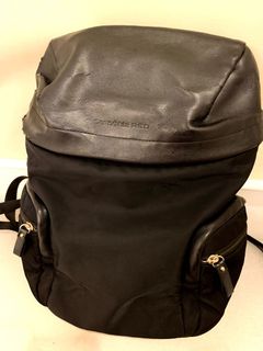 (Category: ) located in . Submitted by garagesale_ca (Listing ID 1099281131, Image 1). Description: .