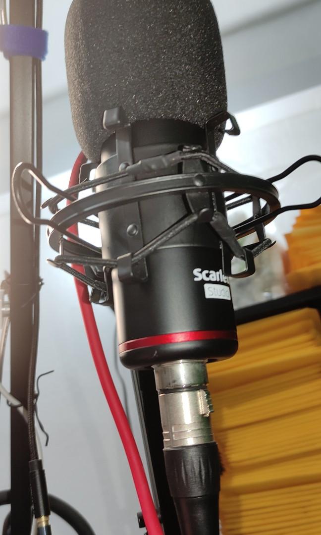 Scarlett CM25 MKIII Condenser microphone, Audio, Microphones on Carousell