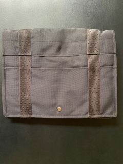 (Category: ) located in . Submitted by bc0115 (Listing ID 1099126919, Image 1). Description: .