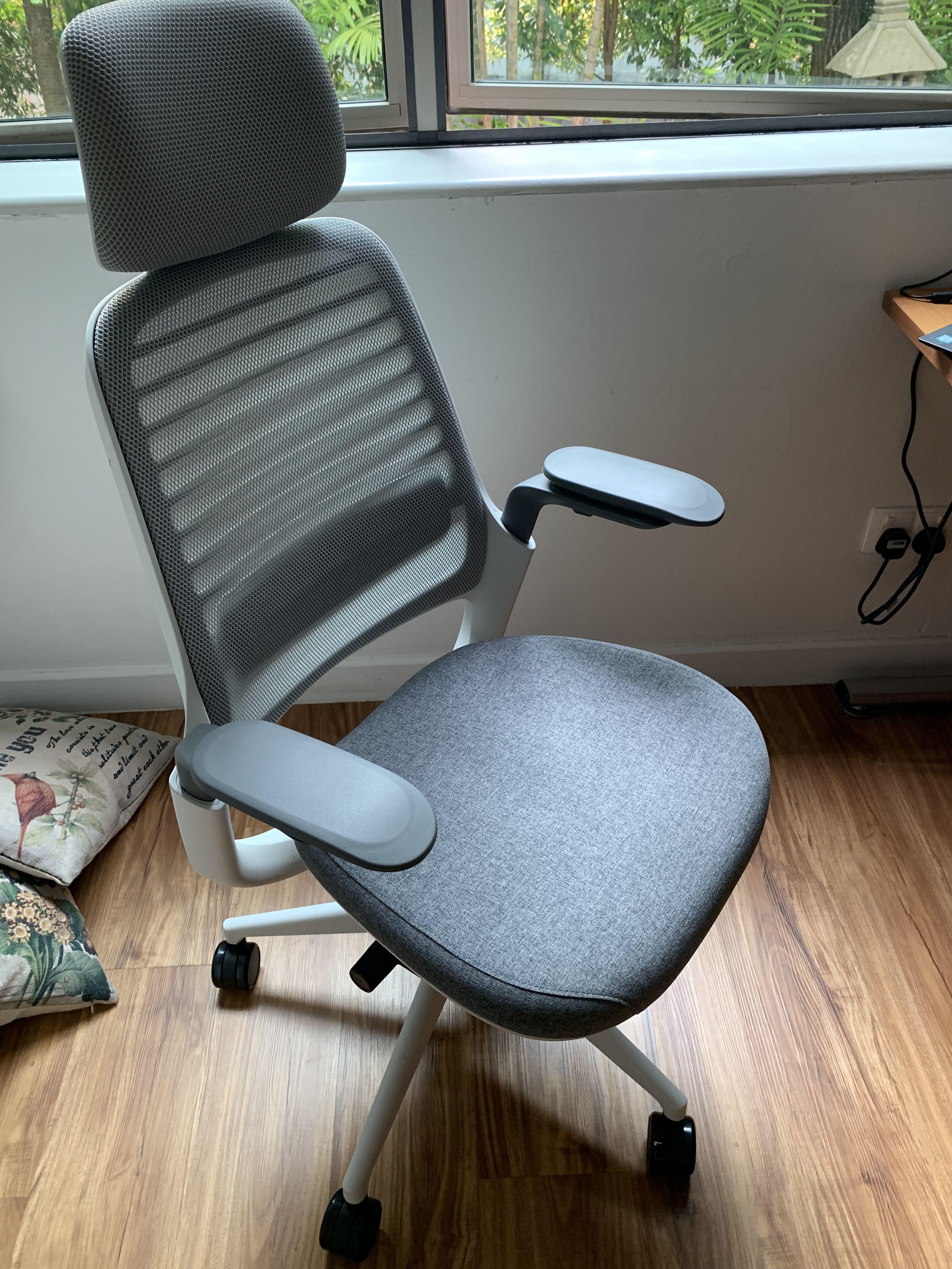 Steelcase series hotsell 1 with headrest