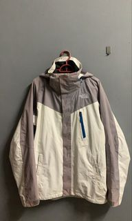 (Category: ) located in . Submitted by preme.gallery (Listing ID 1099244784, Image 1). Description: .