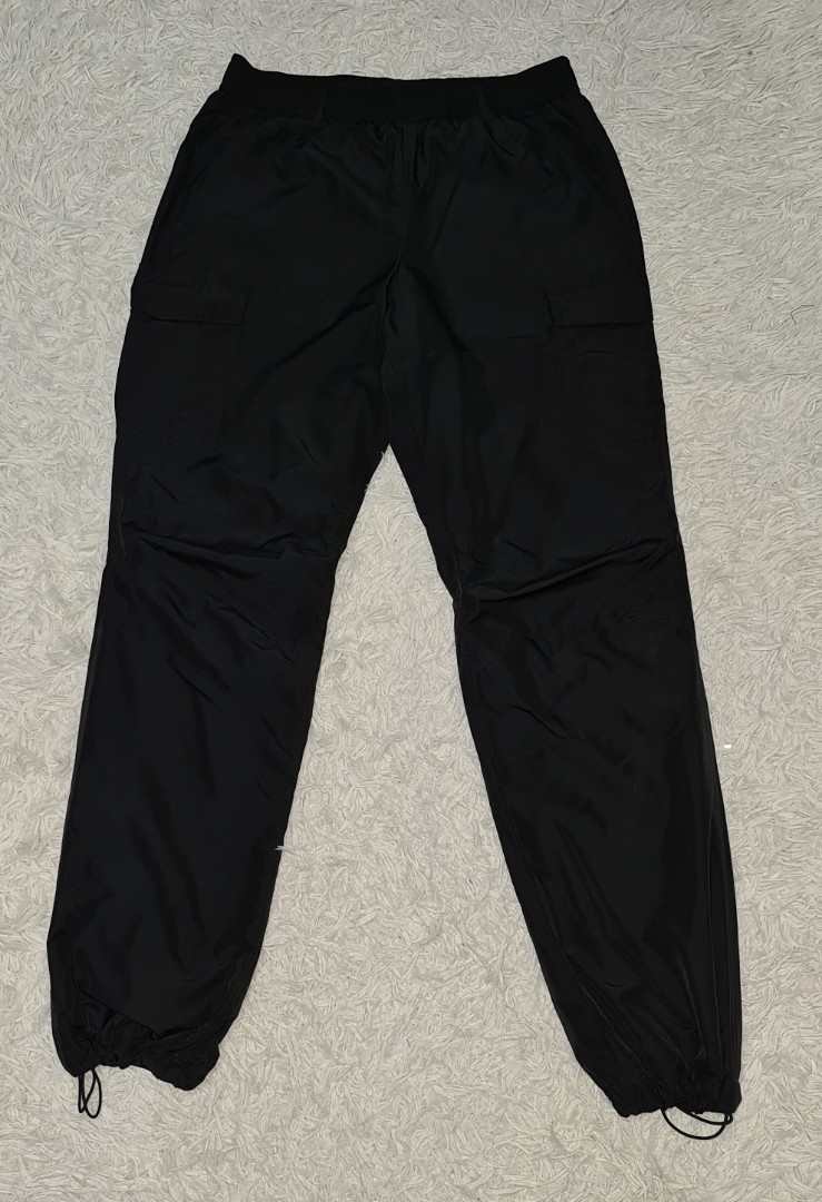 uniqlo cargo track pants (black), Men's 