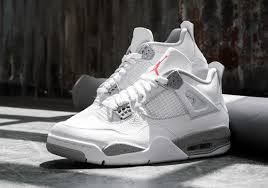 (Category: ) located in . Submitted by sneaker.steals (Listing ID 1099094971, Image 1). Description: .