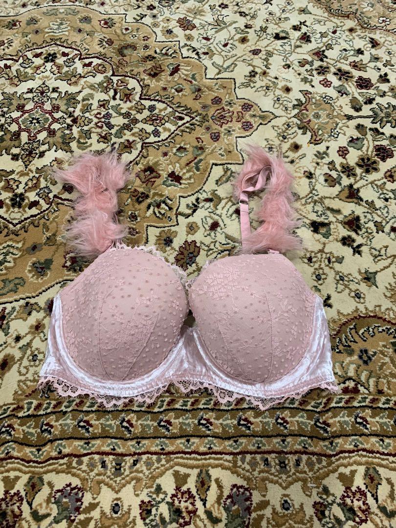 Victoria S Secret Bra 32dd 34d Women S Fashion Clothes Others On Carousell
