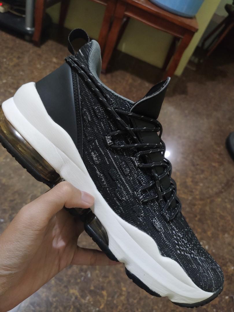 World balance basketball discount shoes low cut