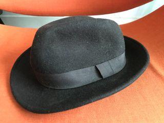 Where can you buy fedora hats