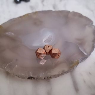 （分類：）位於 。 由 Calvinwg 提交（商品編號 1099489605，圖片 1）。簡介： 。