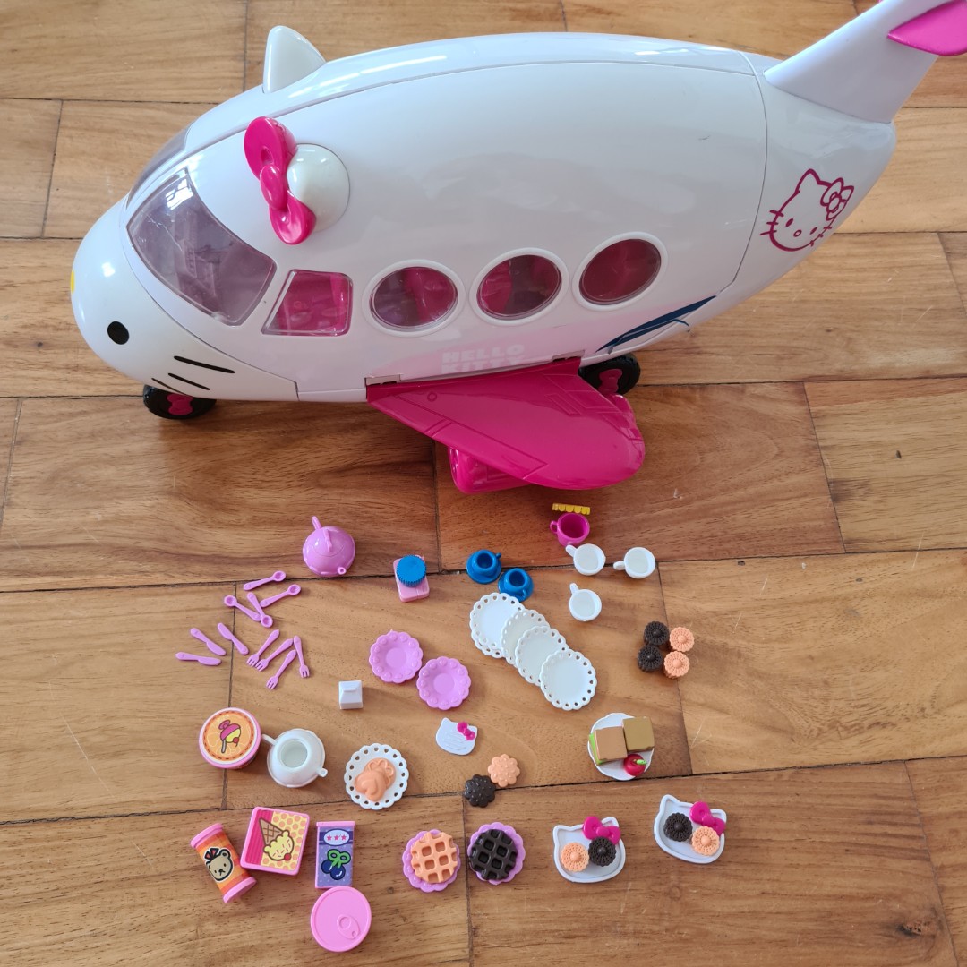 Hello kitty outlet airplane set