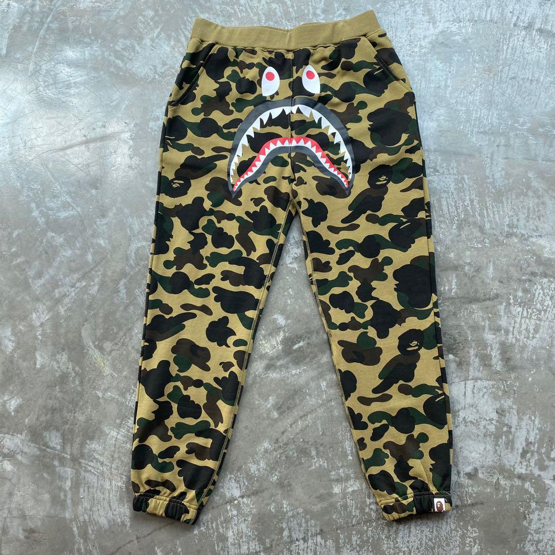 Supreme shark pants outlet