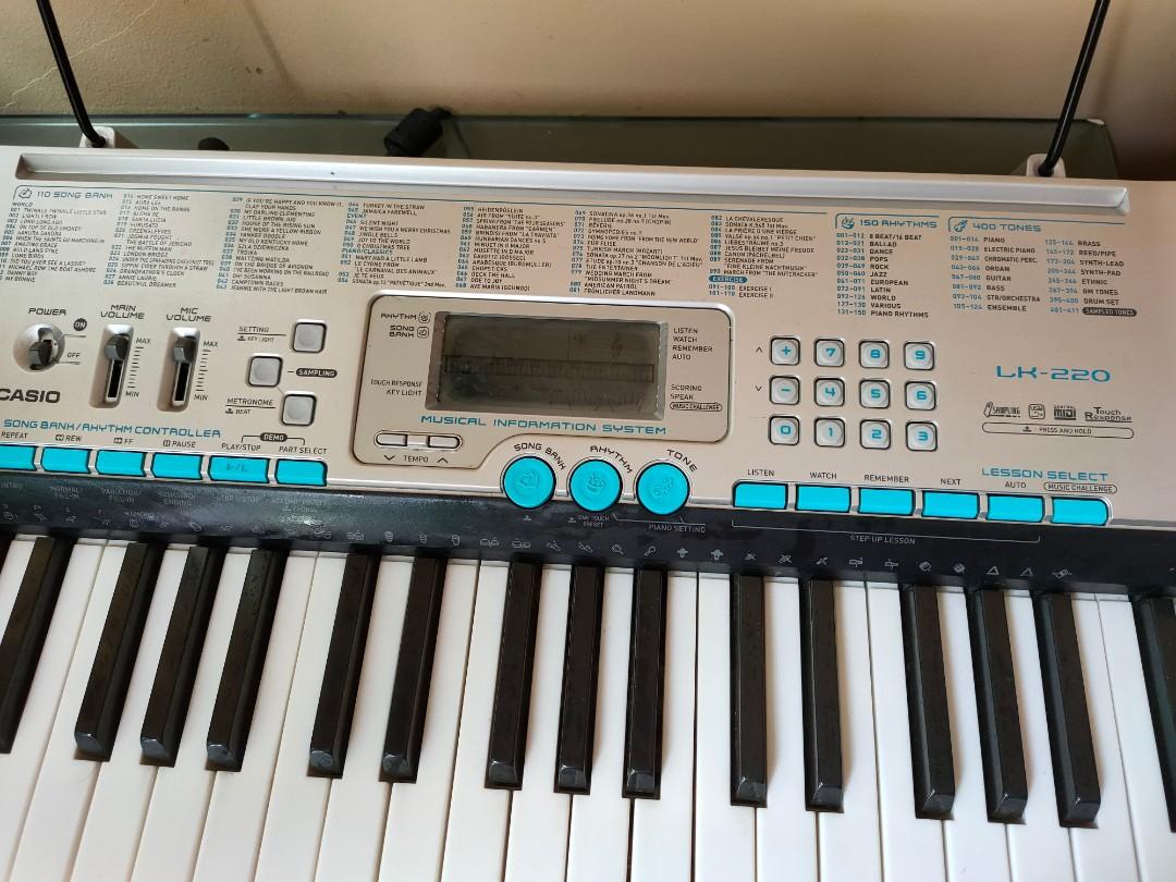 Casio LK220 Electronic Keyboard, Hobbies & Toys, Music & Media
