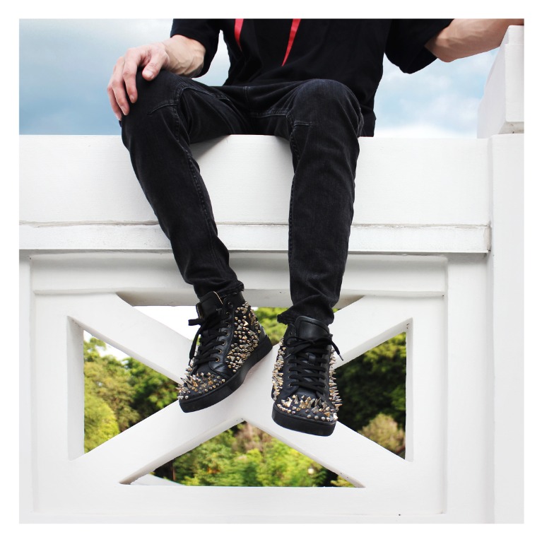 Louboutin pik best sale