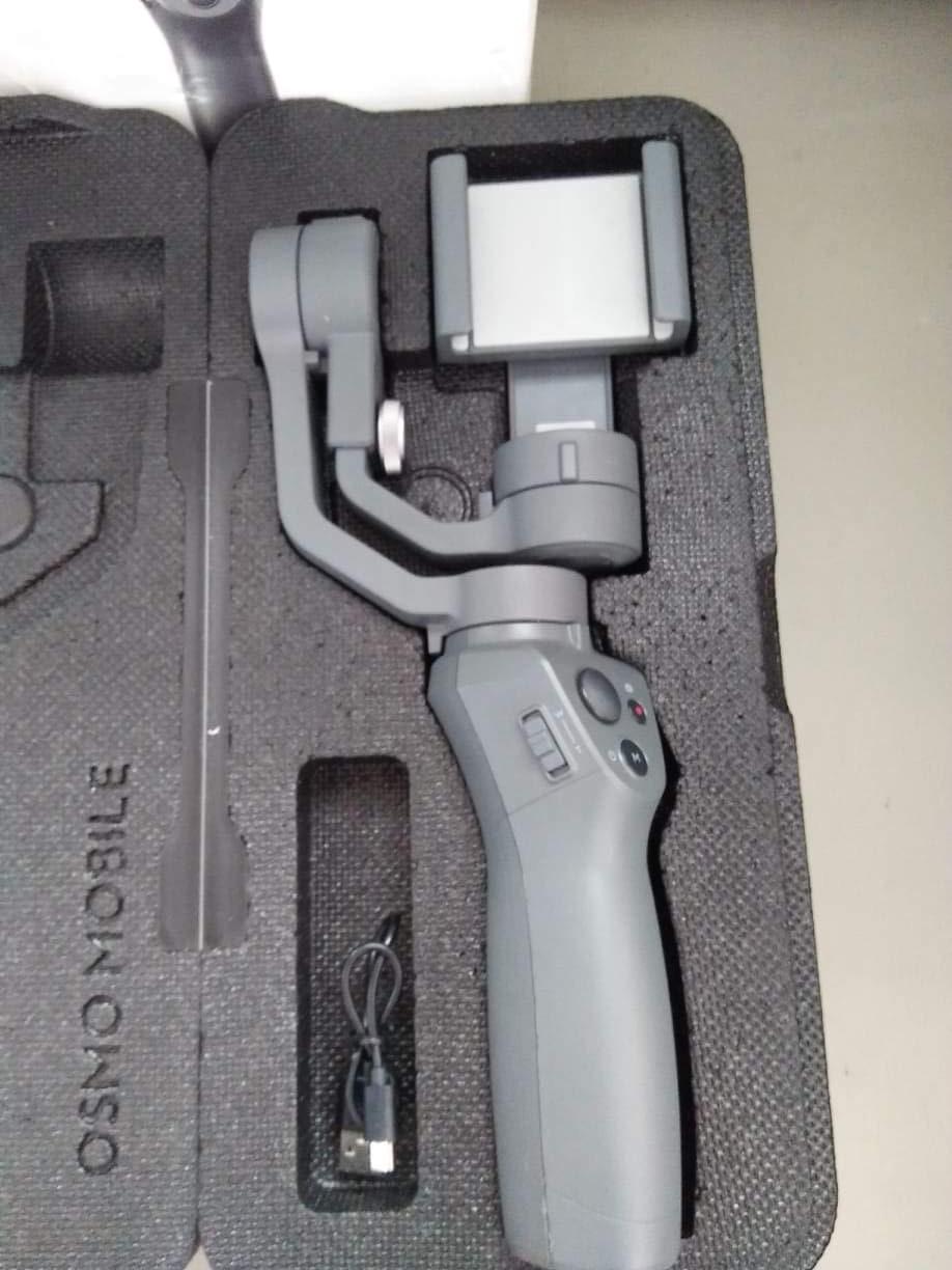 DJI Osmo Mobile 2 (Category: Mounts & Holders) located in San Pedro. Submitted by affordable_surplus.1 (Listing ID 1099314661, Image 3). Description: Australian Surplus.