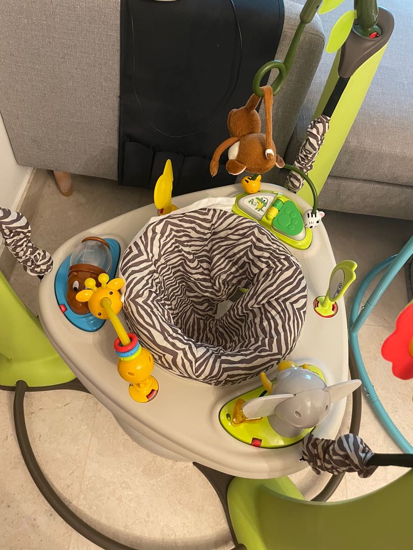 Exersaucer evenflo jungle, Babies & Kids, Infant Playtime on Carousell