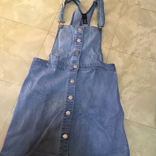 (Category: ) located in . Submitted by cgabrielle (Listing ID 1099355940, Image 1). Description: .