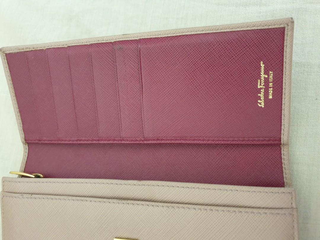 FERRAGAMO (Category: Luxury Bags & Wallets) located in Manila. Submitted by luiday919 (Listing ID 1099304962, Image 3). Description: Authentic Preloved Salvatore Ferragamo Wallet from Japan. With Code. Pls. manage your expectation.