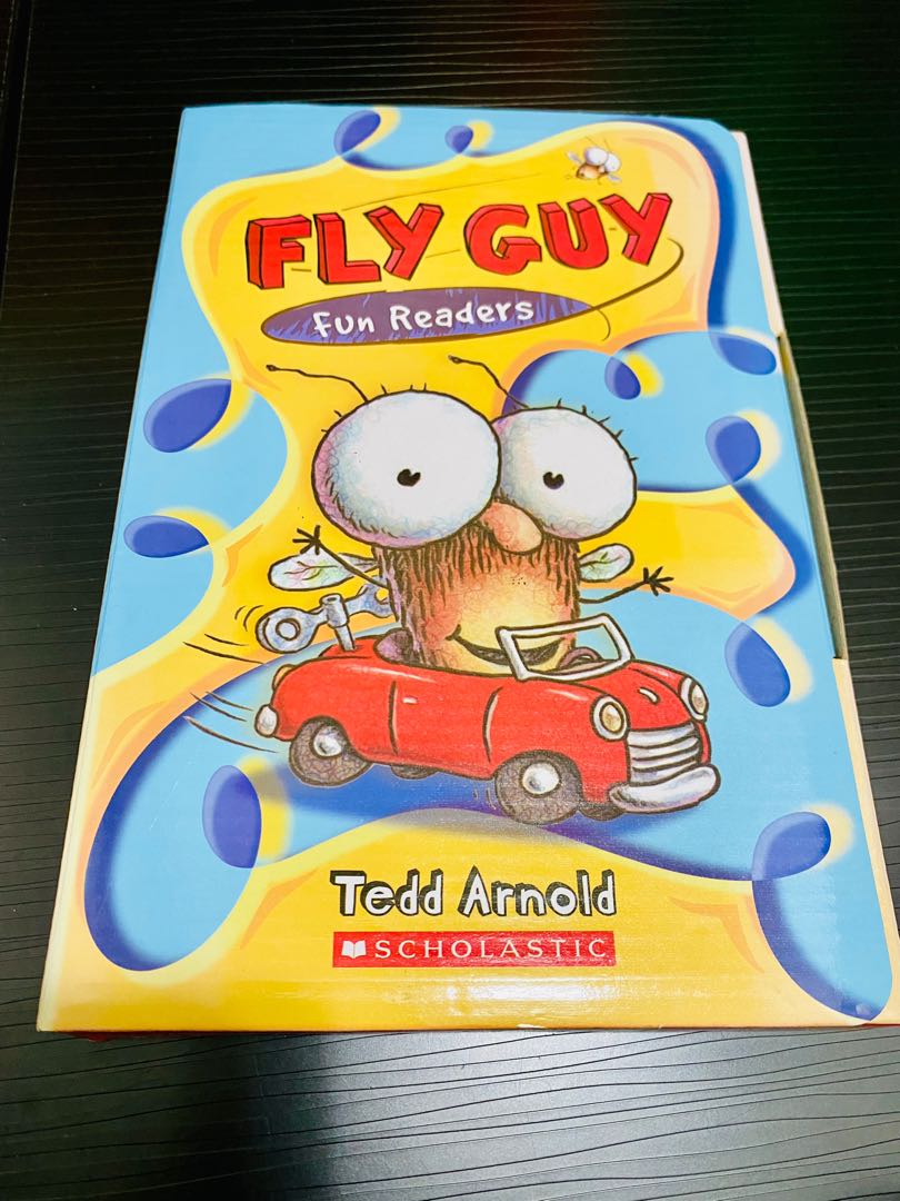 Fly Guy box set 一套5本連CD, 興趣及遊戲, 書本 & 文具, 小說 & 故事書 Carousell