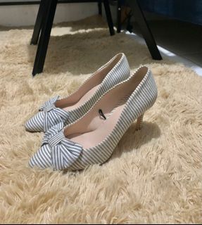 (Category: ) located in . Submitted by megmll (Listing ID 1099443187, Image 1). Description: .
