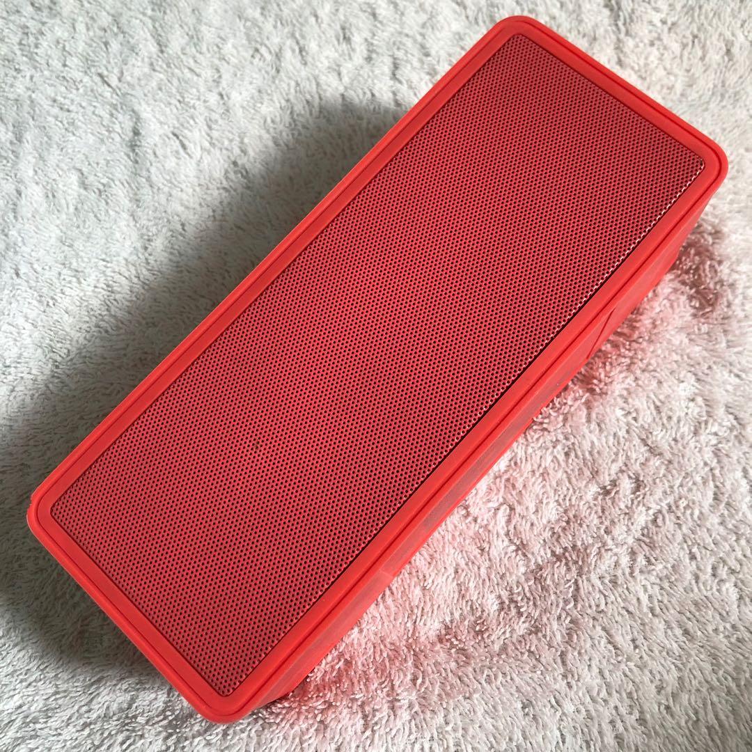 Insignia Portable Bluetooth Stereo Speaker with Power Bank