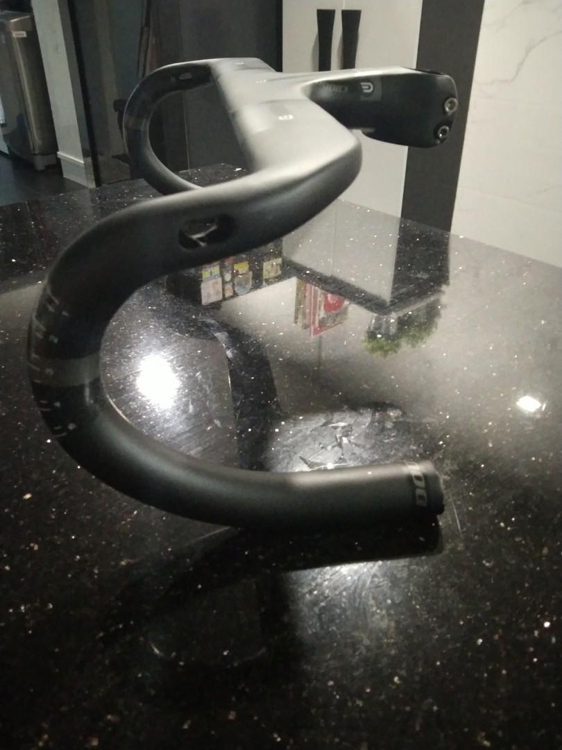 Integrated carbon handle bar, Car Accessories, Accessories on Carousell