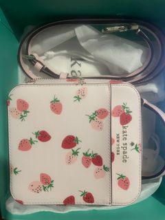 (Category: ) located in . Submitted by exo99 (Listing ID 1099373199, Image 1). Description: .