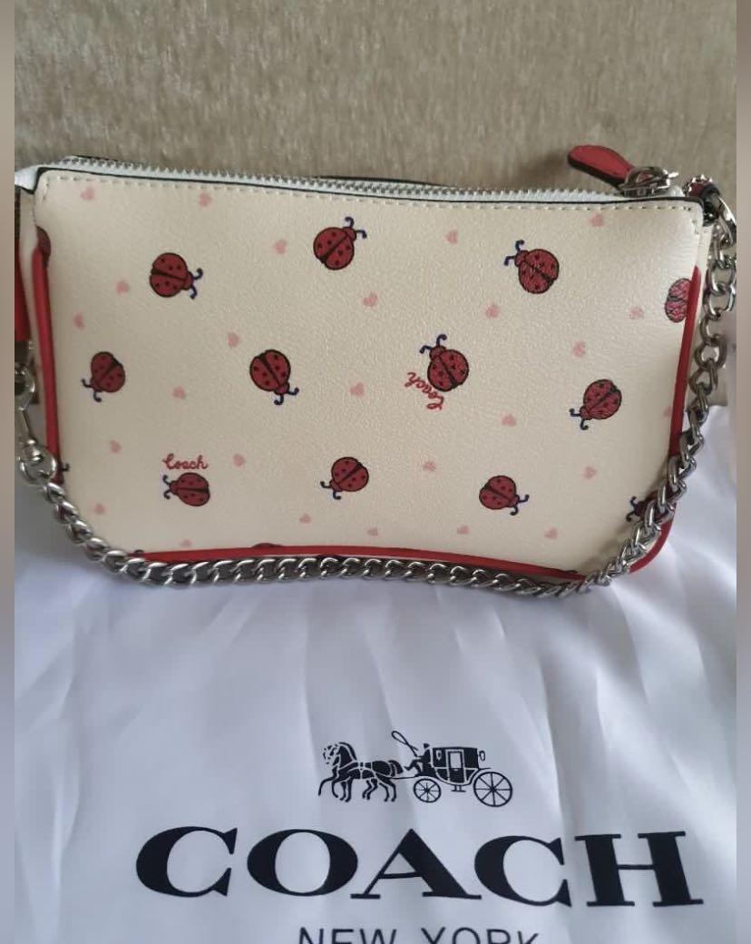 Coach Lady Bug Chain Sling Purse, Women's Fashion, Bags & Wallets, Purses &  Pouches on Carousell