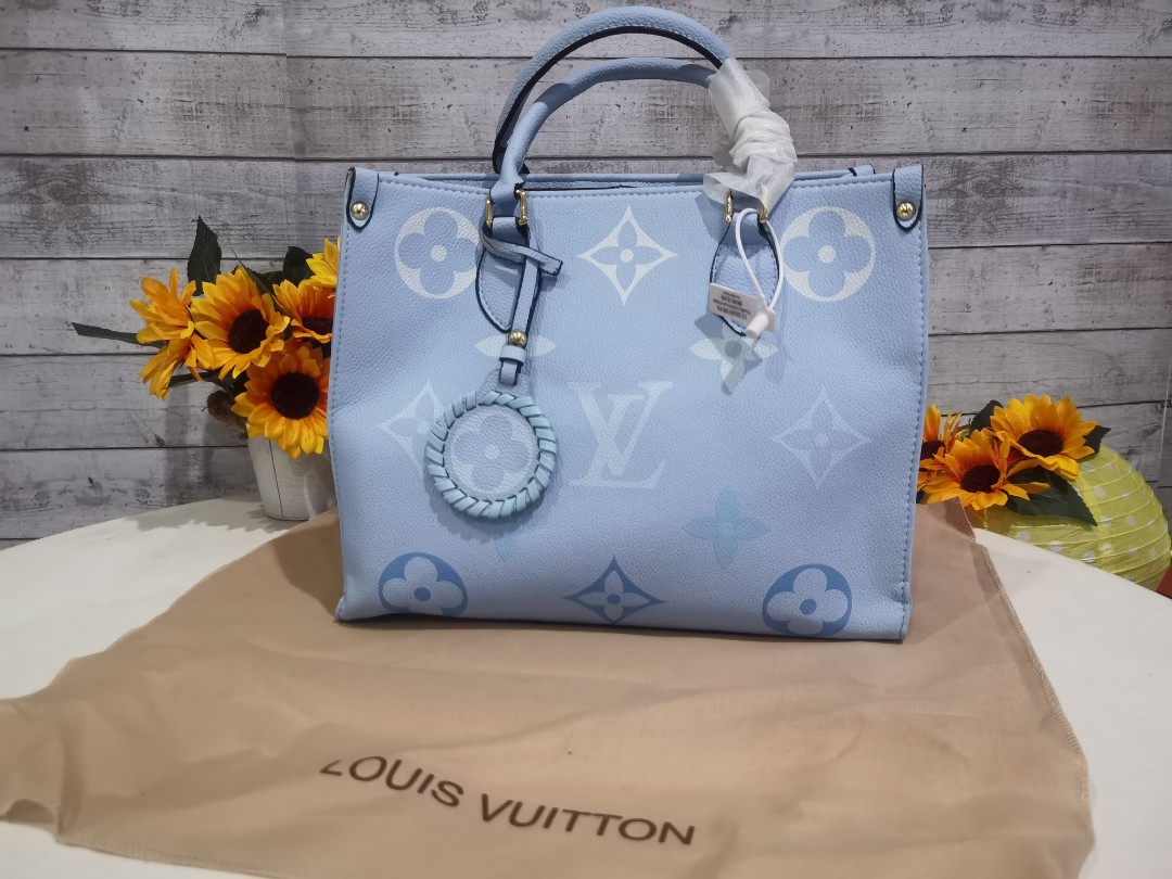 Louis Vuitton LV Onthego MM in Summer Blue /Tote Bag / Shoulder Bag  /Handbag, Women's Fashion, Bags & Wallets, Purses & Pouches on Carousell