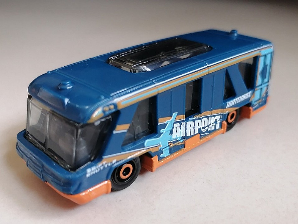Matchbox 2021 5 Pack MBX Airport Swift Shuttle Dark Blue Orange Loose