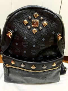 (Category: ) located in . Submitted by dare2bdifferent (Listing ID 1099388284, Image 1). Description: .