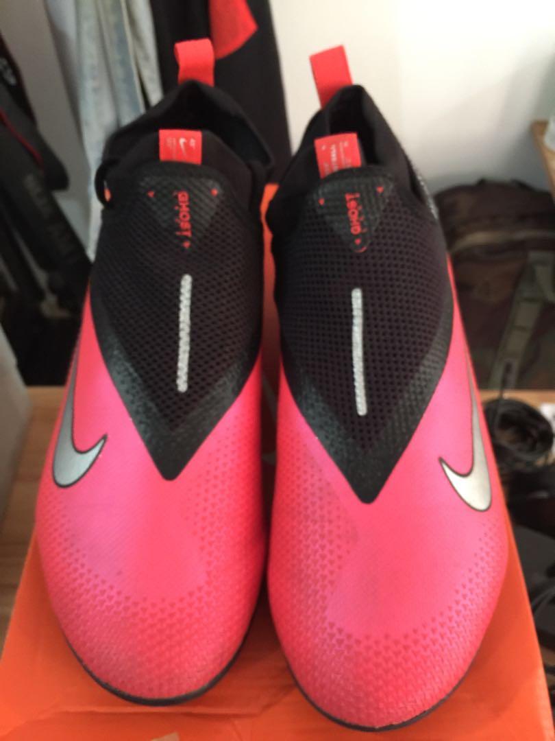 Nike React Phantom Vision VSN 2 Pro DF IC (7.5 US), Men's Fashion,  Footwear, Sneakers on Carousell