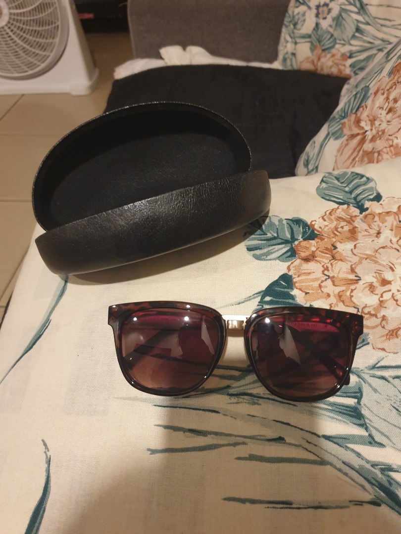 Original fossil shades, Women's Fashion, Watches & Accessories