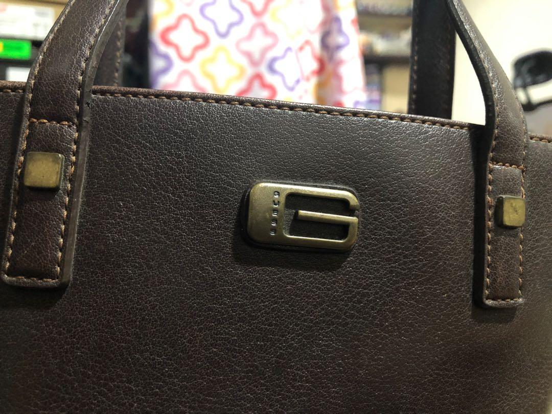 Original Guess mini bag - leather (Category: Purses & Pouches) located in Makati City. Submitted by matchmatch (Listing ID 1099311552, Image 2). Description: Original Guess mini bag leather Looks Vintage No flaws No chips on rubber linings Pristine condition looks like almost new Seldom used but well taken care of LAST PRICE - no haggling Shipping cost c/o buyer.