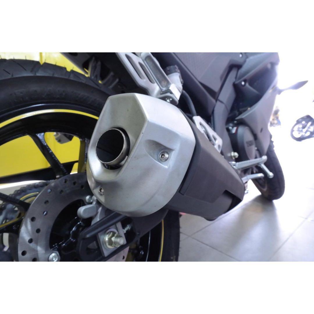 R15 v3 outlet original exhaust
