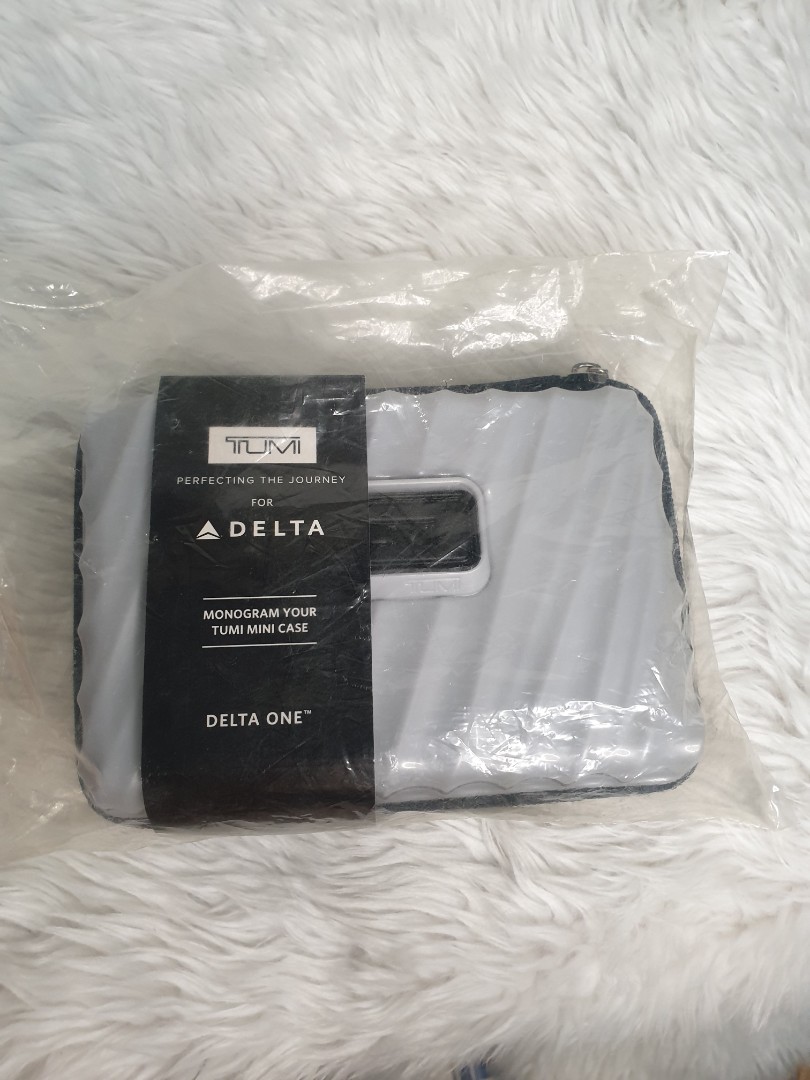 tumi mini case delta