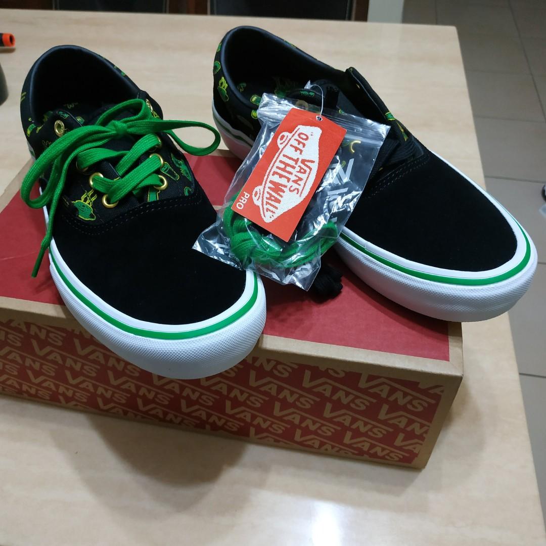 Vans slip on pro shake junt hotsell