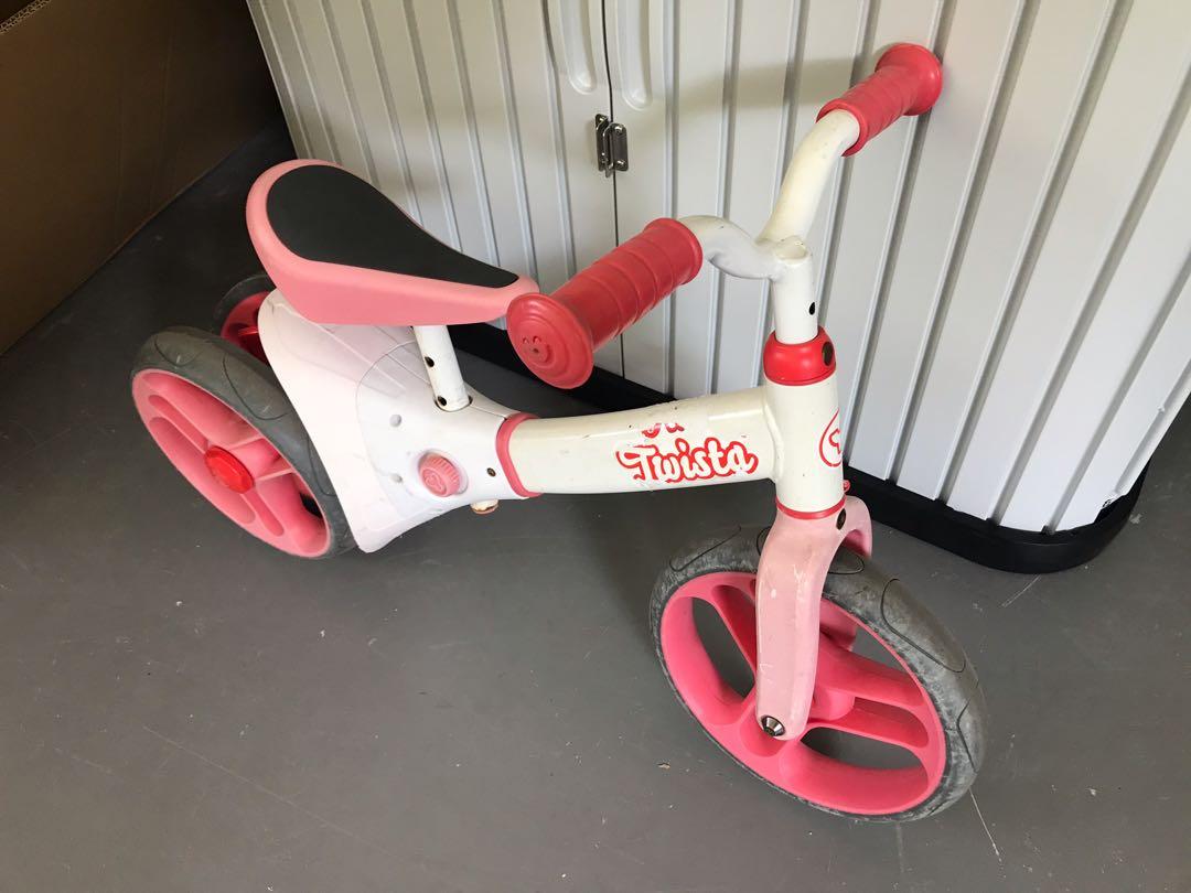 Velo Twista Baby Balance Bike Yvolution for 18 months with adjustable wheels and seat