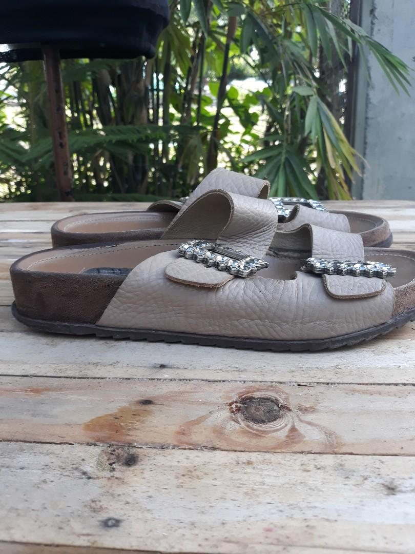 Vera wang best sale slides