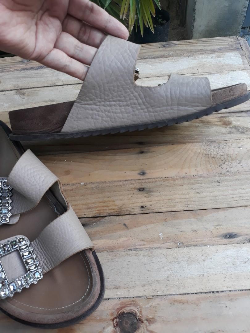 Vera wang clearance slippers