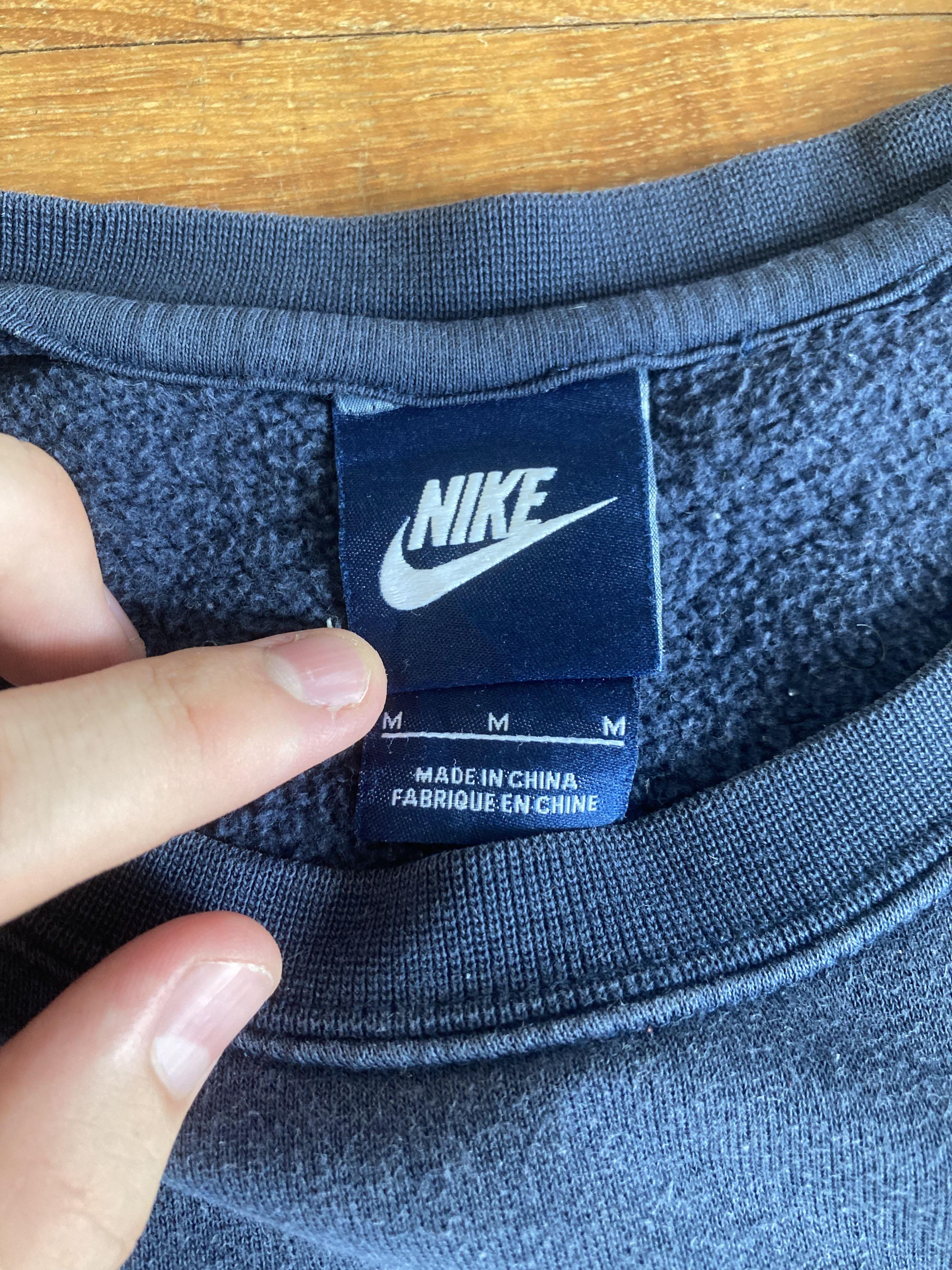 Nike dark deals blue sweatshirt
