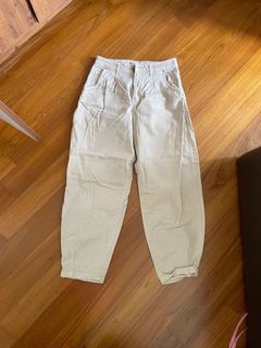(Category: ) located in . Submitted by clothescharms (Listing ID 1099350774, Image 1). Description: .