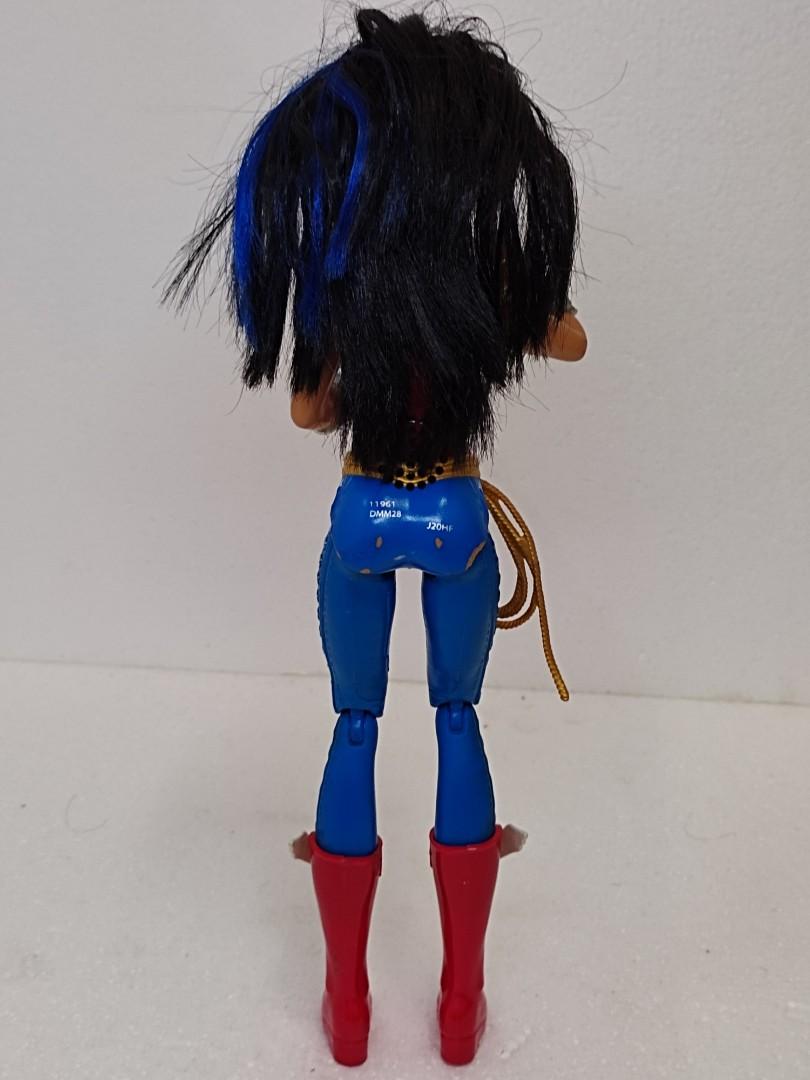 Talking wonder woman doll clearance