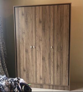 (Category: ) located in . Submitted by kriselm (Listing ID 1099618132, Image 1). Description: .